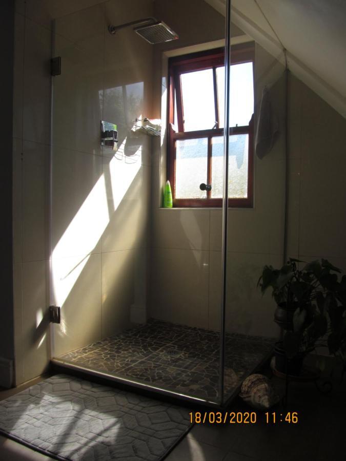 Luxury Secure Flat Apartment Plattekloof Bagian luar foto